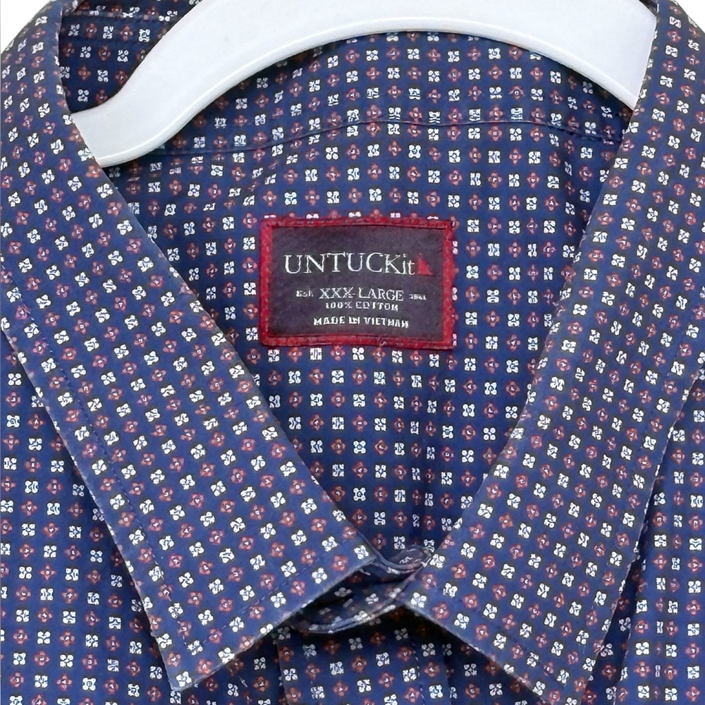 UNTUCKit Pattern Button Down Long Sleeve Shirt Si… - image 3